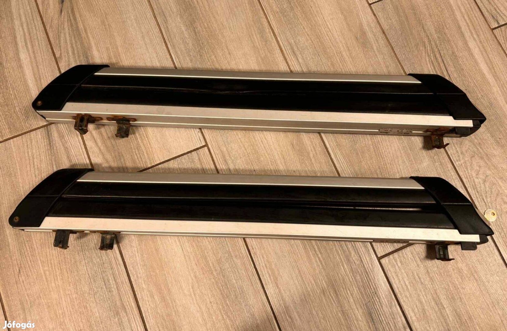 Nem Thule Atera Nova síléctartó Síléc Snowboard Szállító