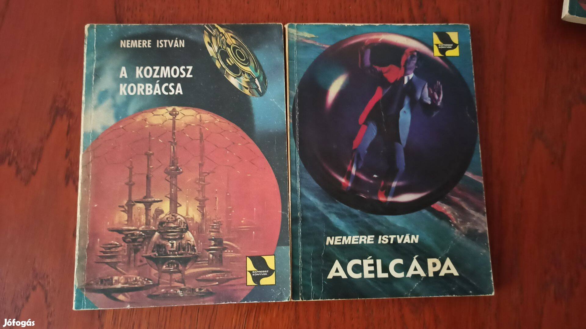 Nemere István - A kozmosz korbácsa Acélcápa