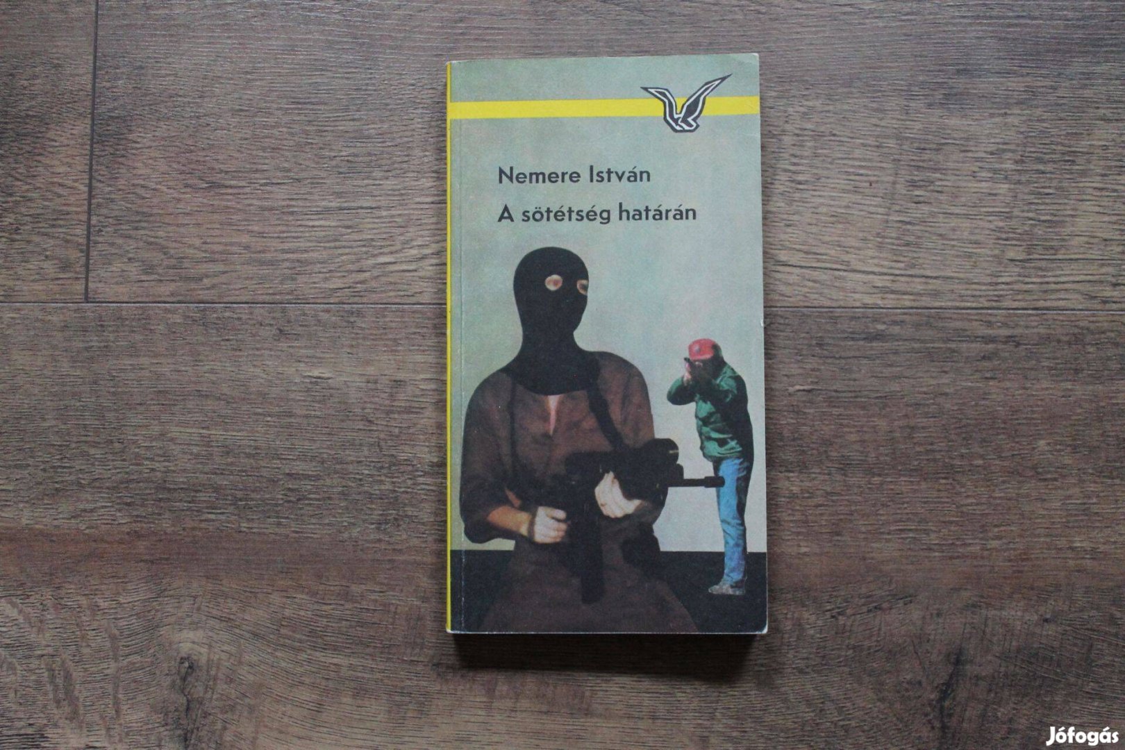 Nemere István - A sötétség határán