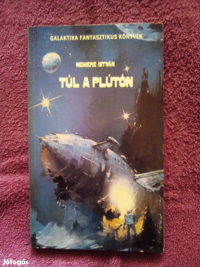 Nemere Istvány: Túl a Plútón