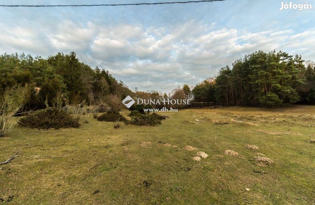 Nemesmedvesi eladó 23910 nm-es telek 4670714