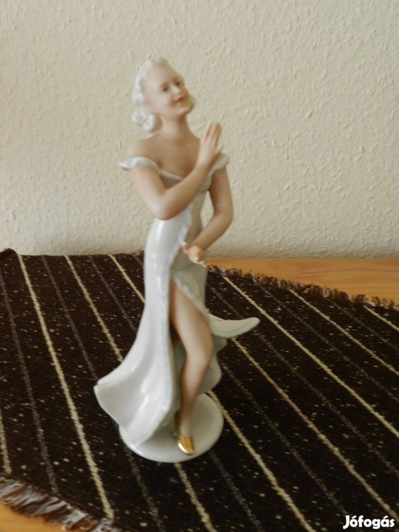 Német, porcelán táncosnő