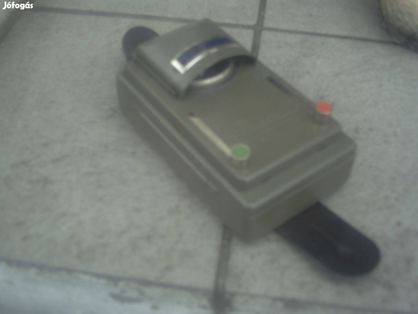 Német katonai színváltós rejtőfényes elemlámpa