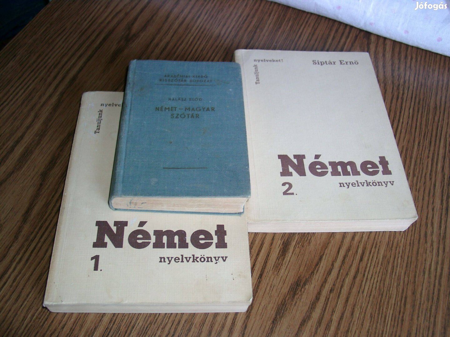 Német nyelvköny 1. és 2. német szótár - egyben