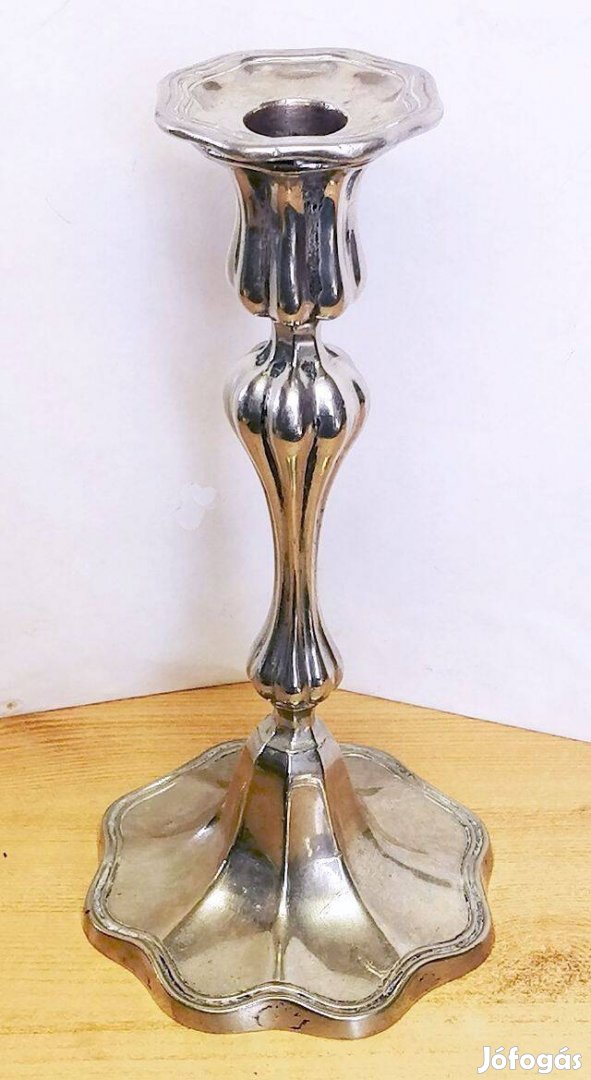 Neobarokk ezüstözött asztali gyertyatartó. Antik iparművésze