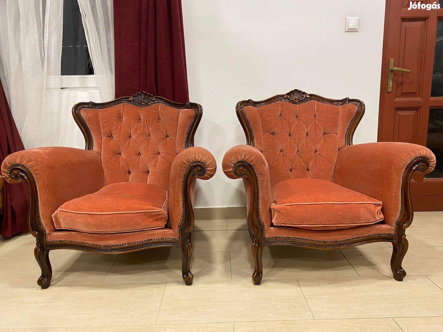 Neobarokk faragott fotel 2 db