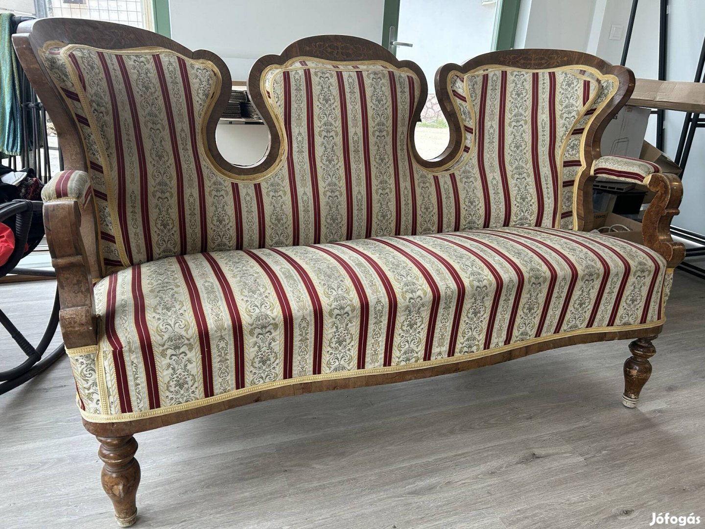 Neobarokk kanapé eladó