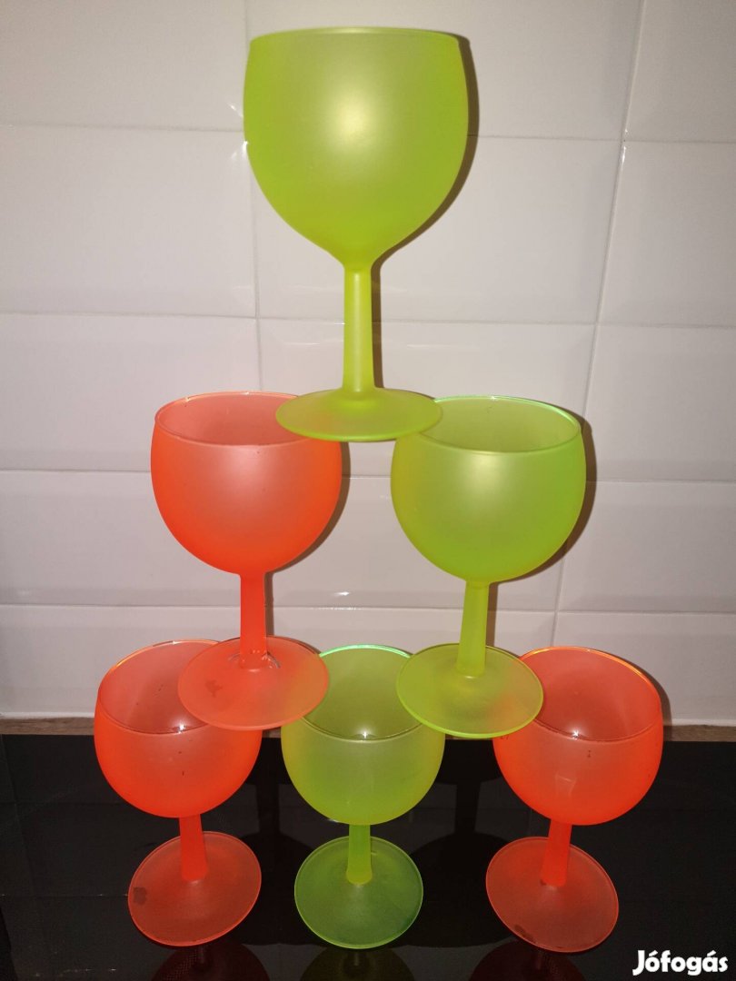 Neon színű party üveg talpas boros pohár készlet