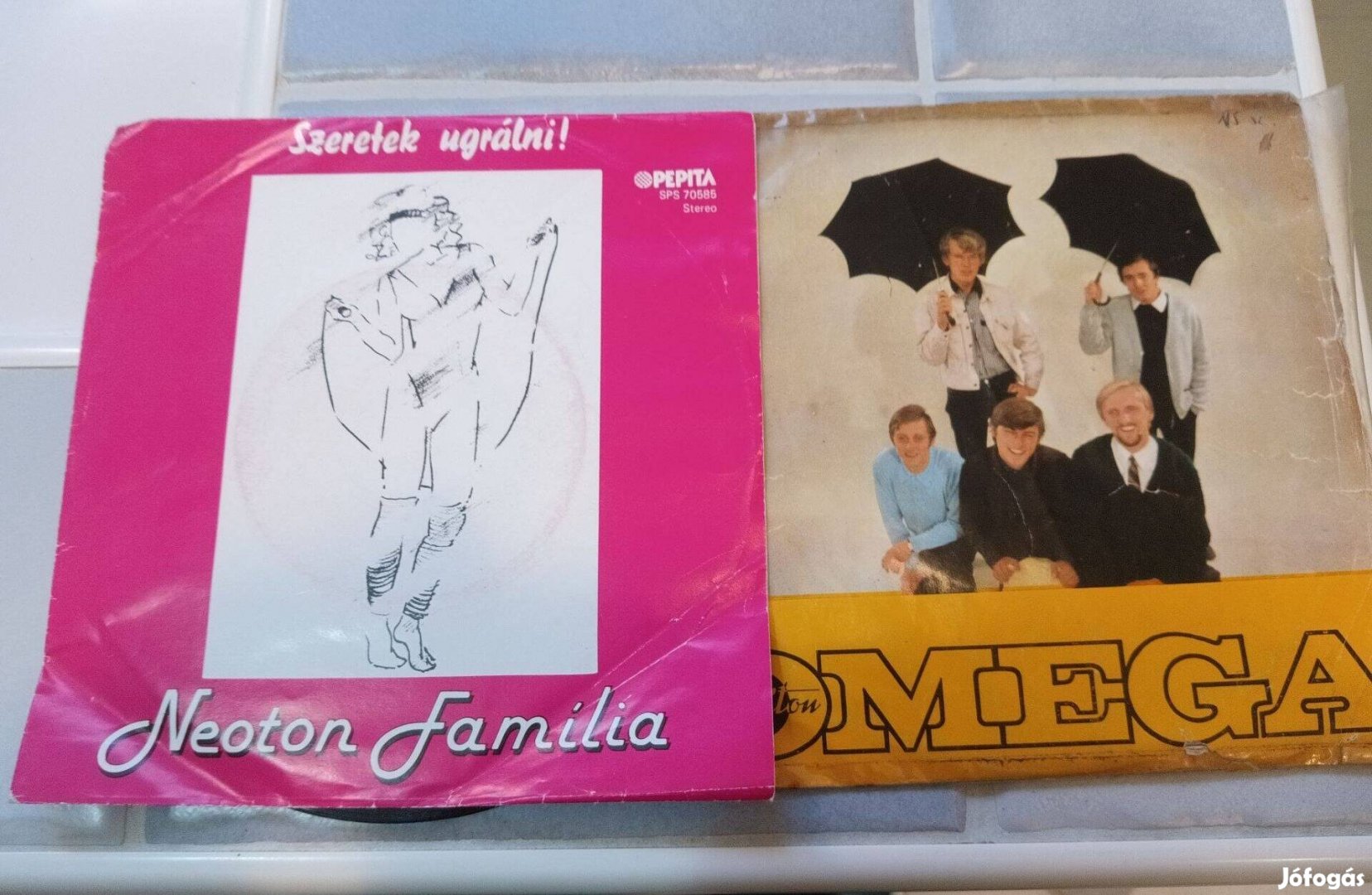 Neoton Familía és Omega bakelit kislemezek (SP) eladók