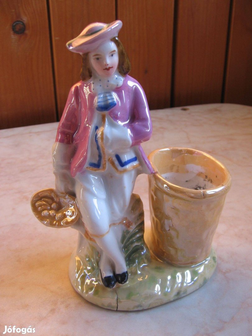 Népies rokokó figura, vitrintárgy, porcelán