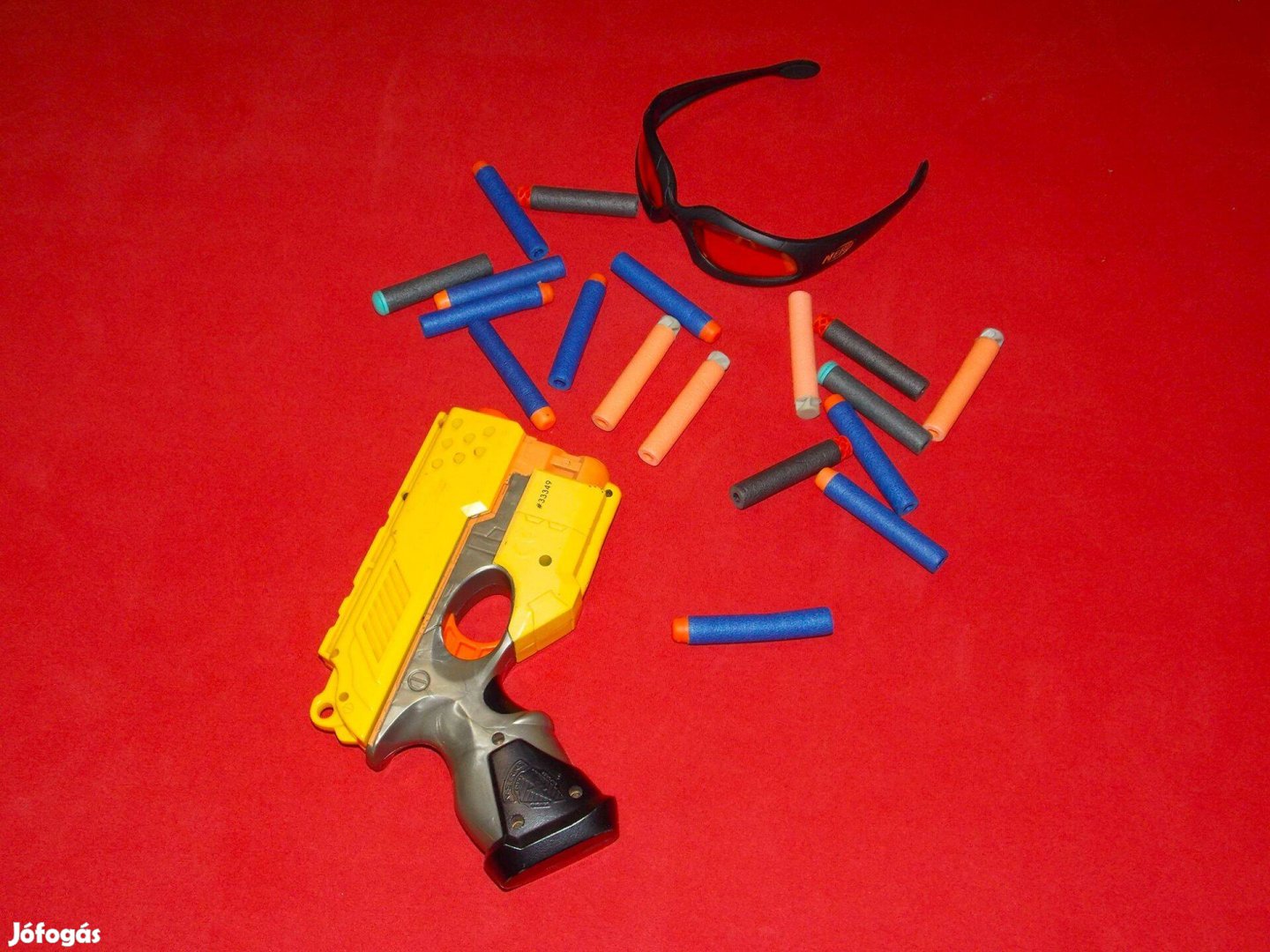 Nerf 33349-es játékfegyver 18 db szivacslövedékkel,
