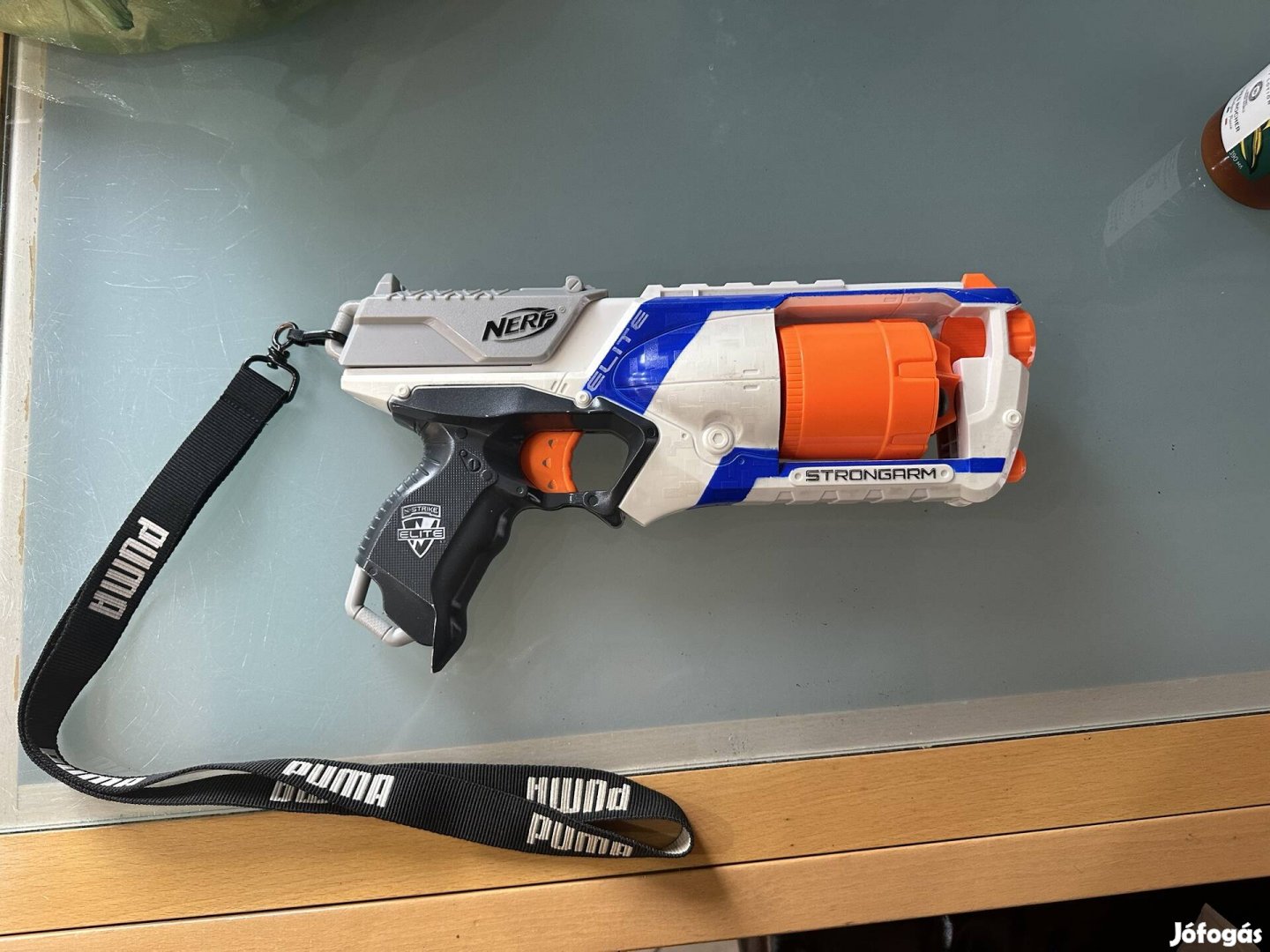 Nerf elite strongarm