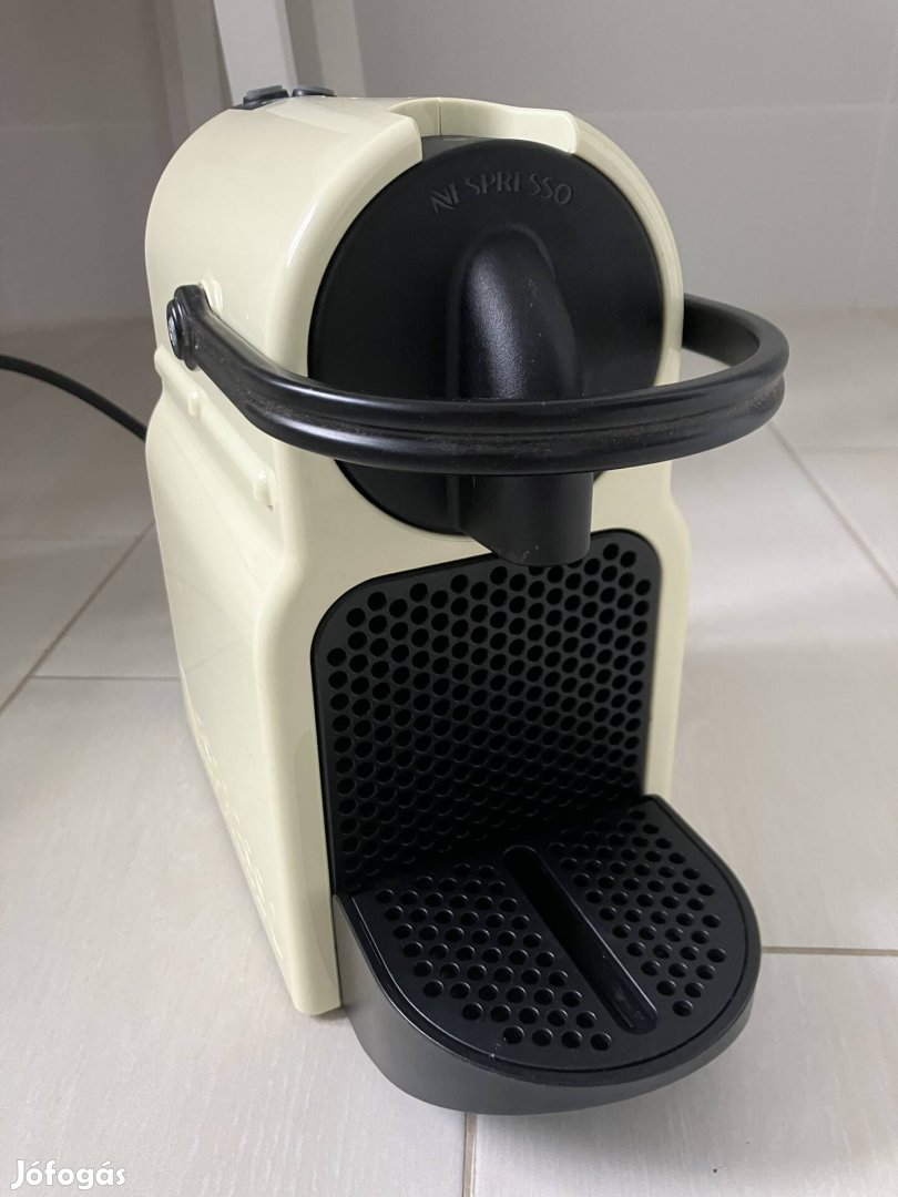 Nespresso Delonghi kávéfőző 