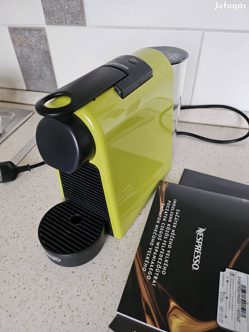 Nespresso Essenza Mini de Longhi kávéfőző 19 Bar