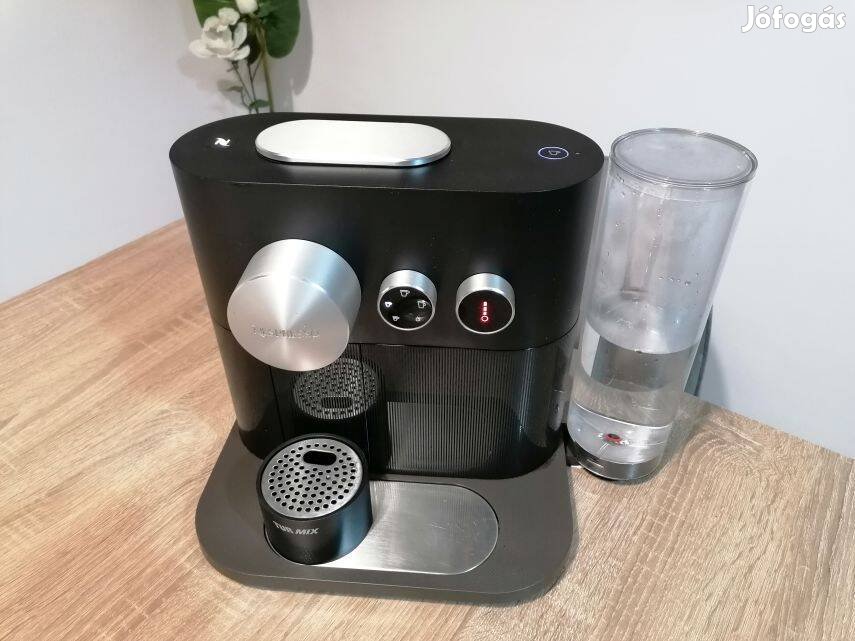 Nespresso Expert kávégép