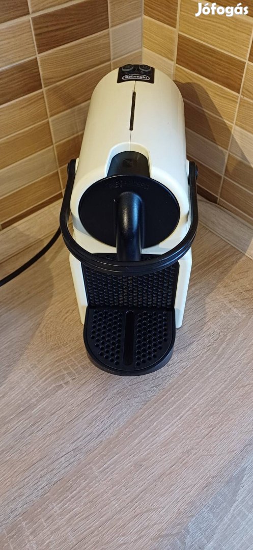 Nespresso Inissia Delonghi Kapszulás kávéfőző