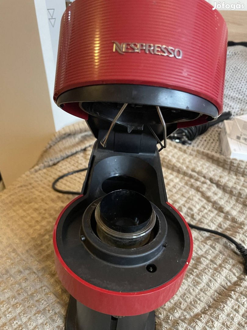 Nespresso Vertuo Red