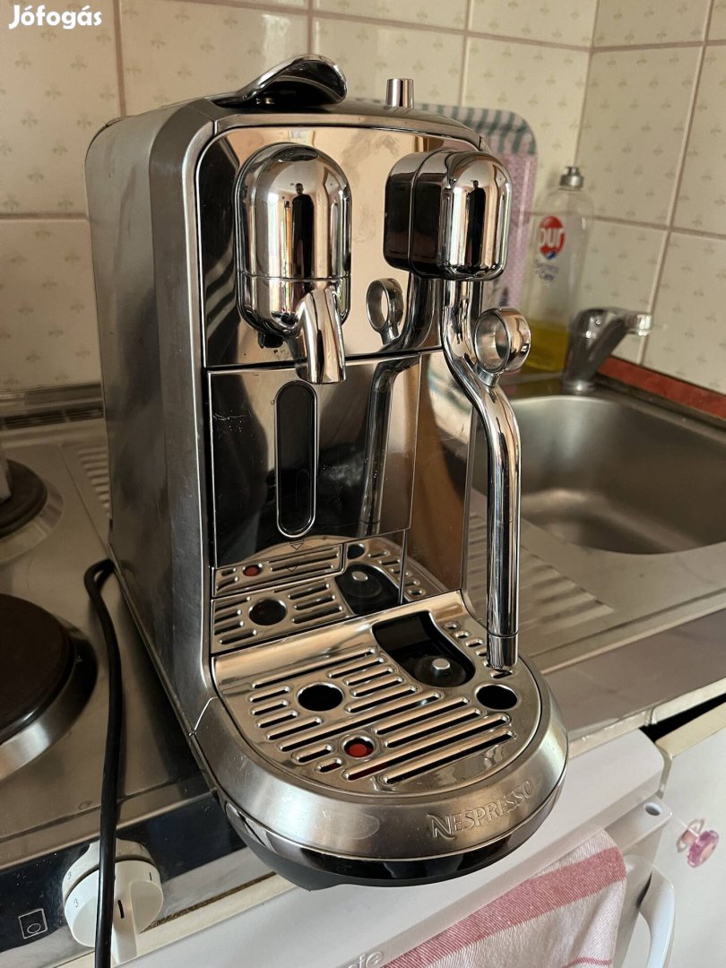 Nespresso kapszulás kávéfőző kávégép kávé 