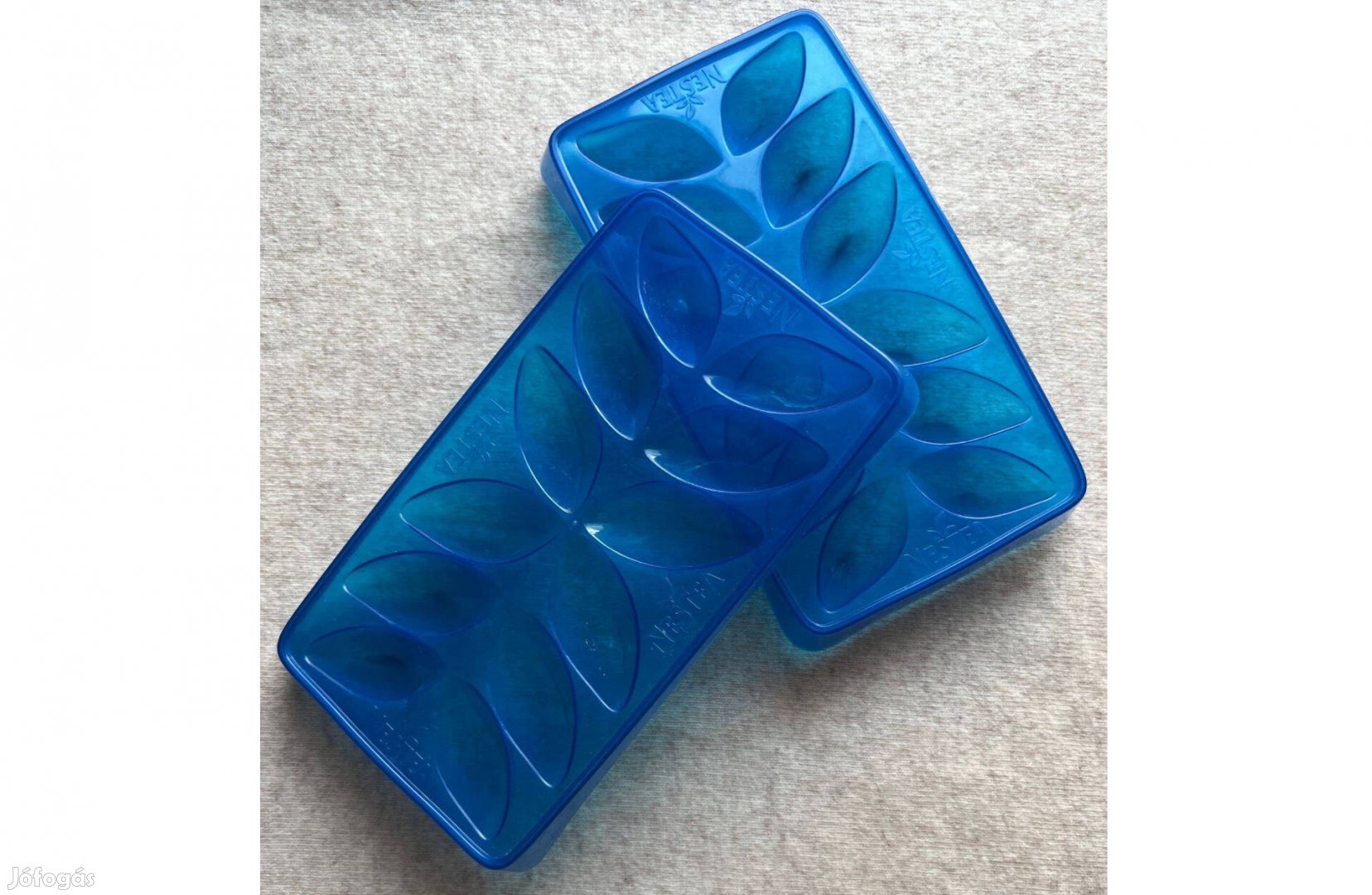 Nestea jégkockatartó készítő