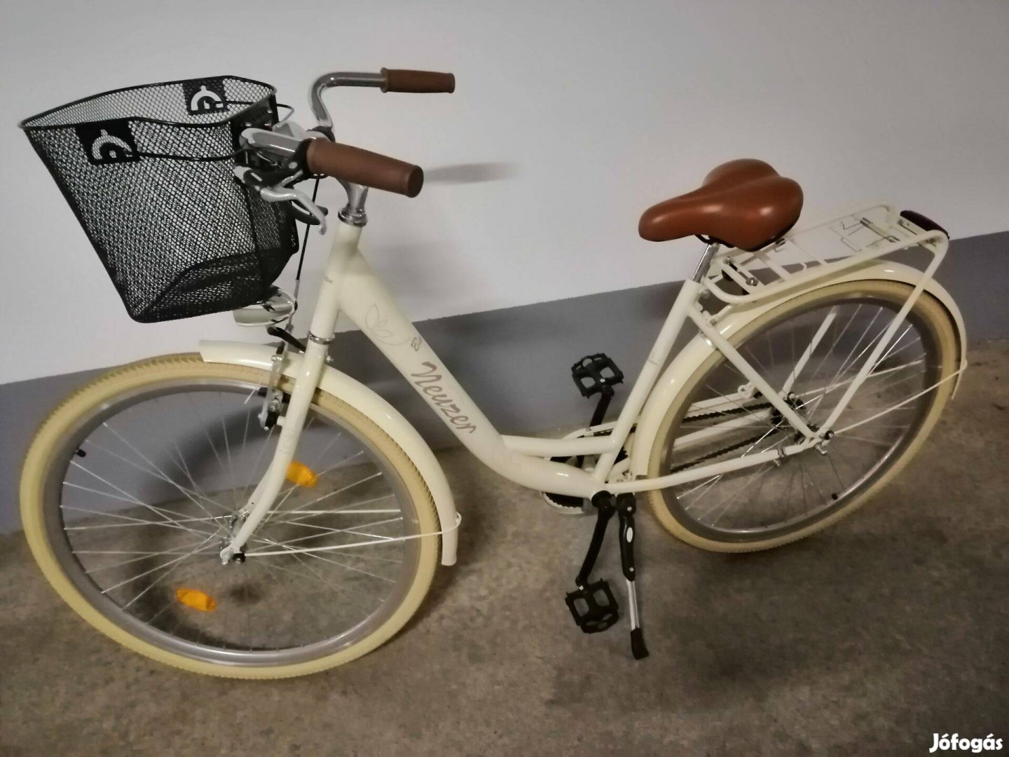 Neuzer Balaton Premium 28 alig használt női kerékpár