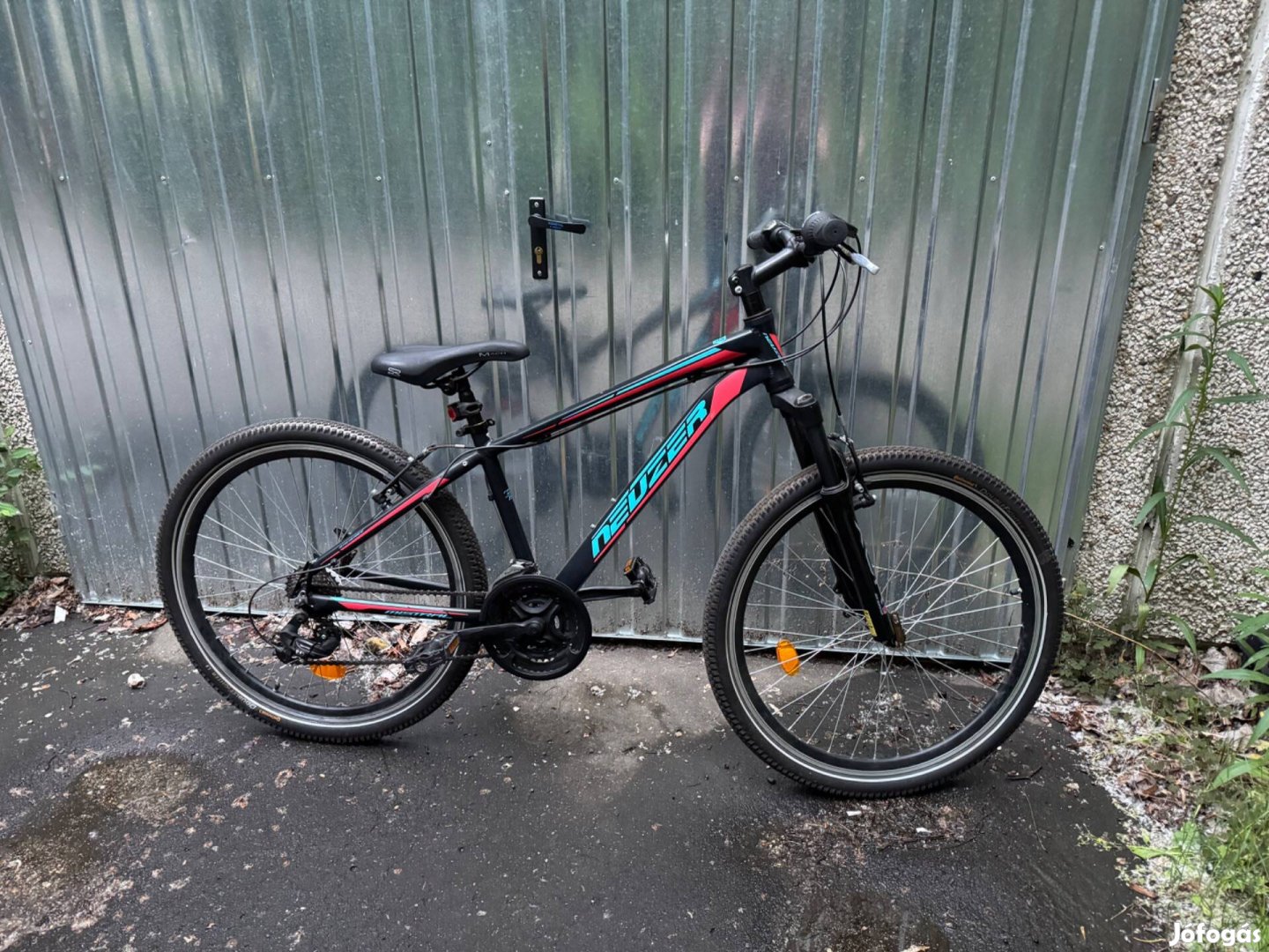 Neuzer Mistral 30 MTB kerékpár