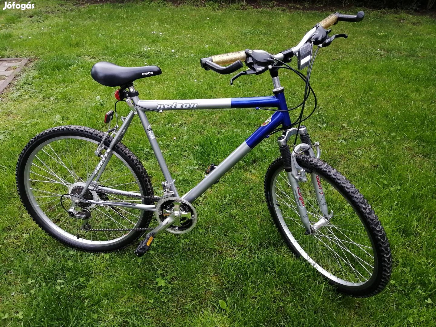 Neuzer Nelson M es MTB, 26', újszerű állapot