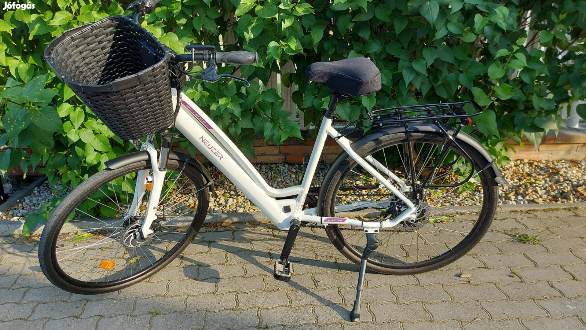 Neuzer Sorrento elektromos kerékpár