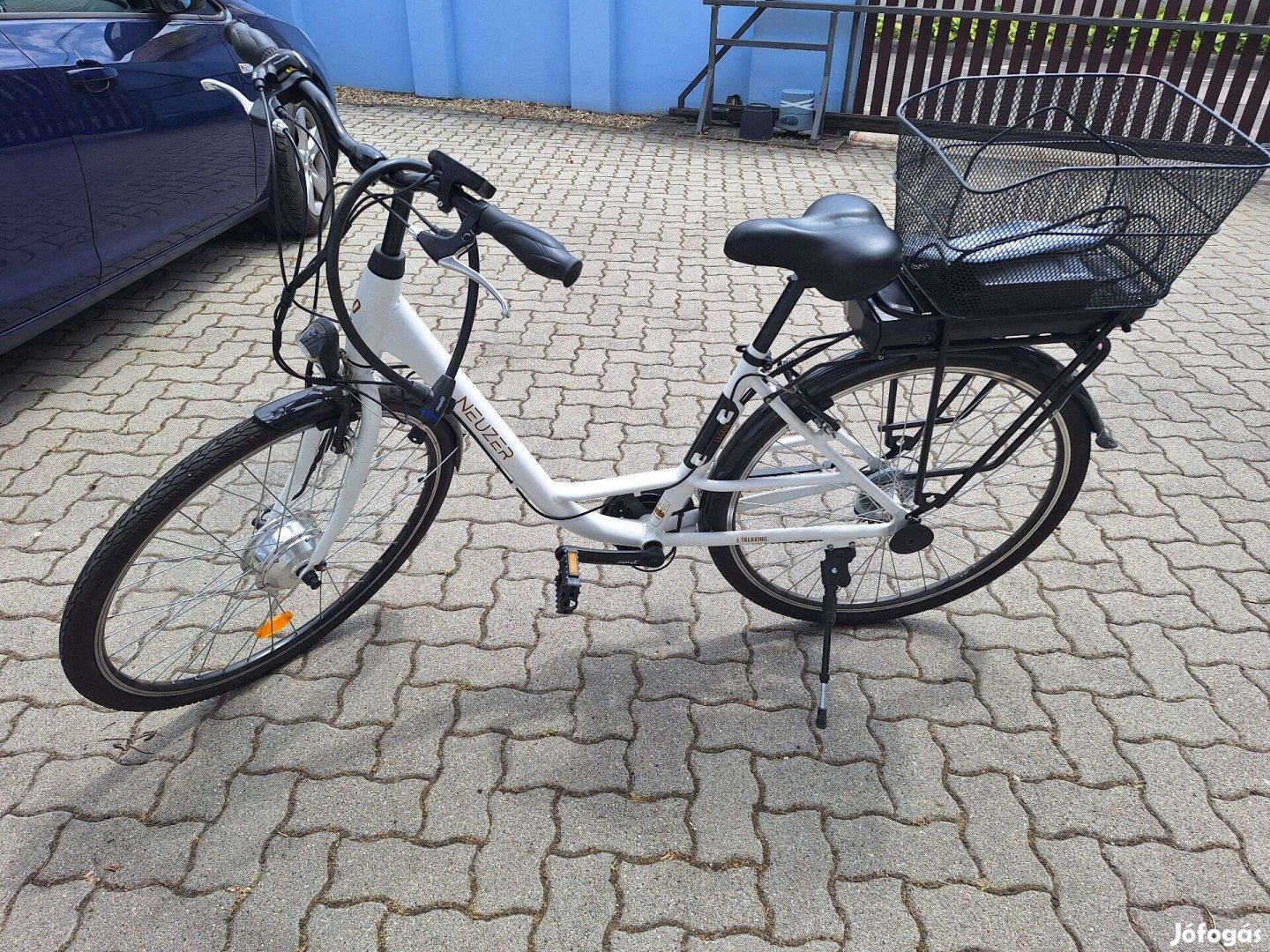 Neuzer Zagon női e-bicikli, kosárral