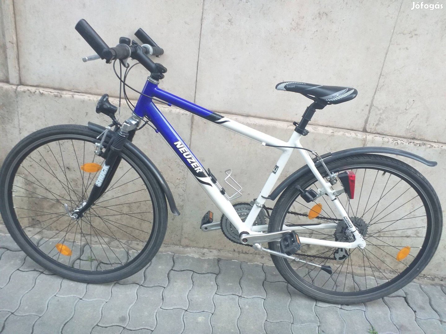 Neuzer, 28-as. aluminium vázas trekking kerákpár, bicikli c