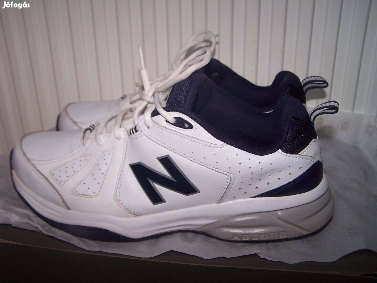 New Balance 44,5-es cipő,