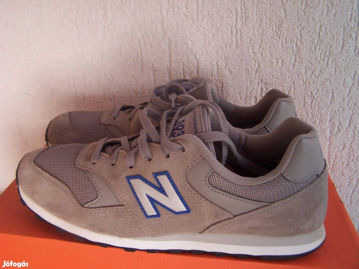 New Balance 44-es cipő,