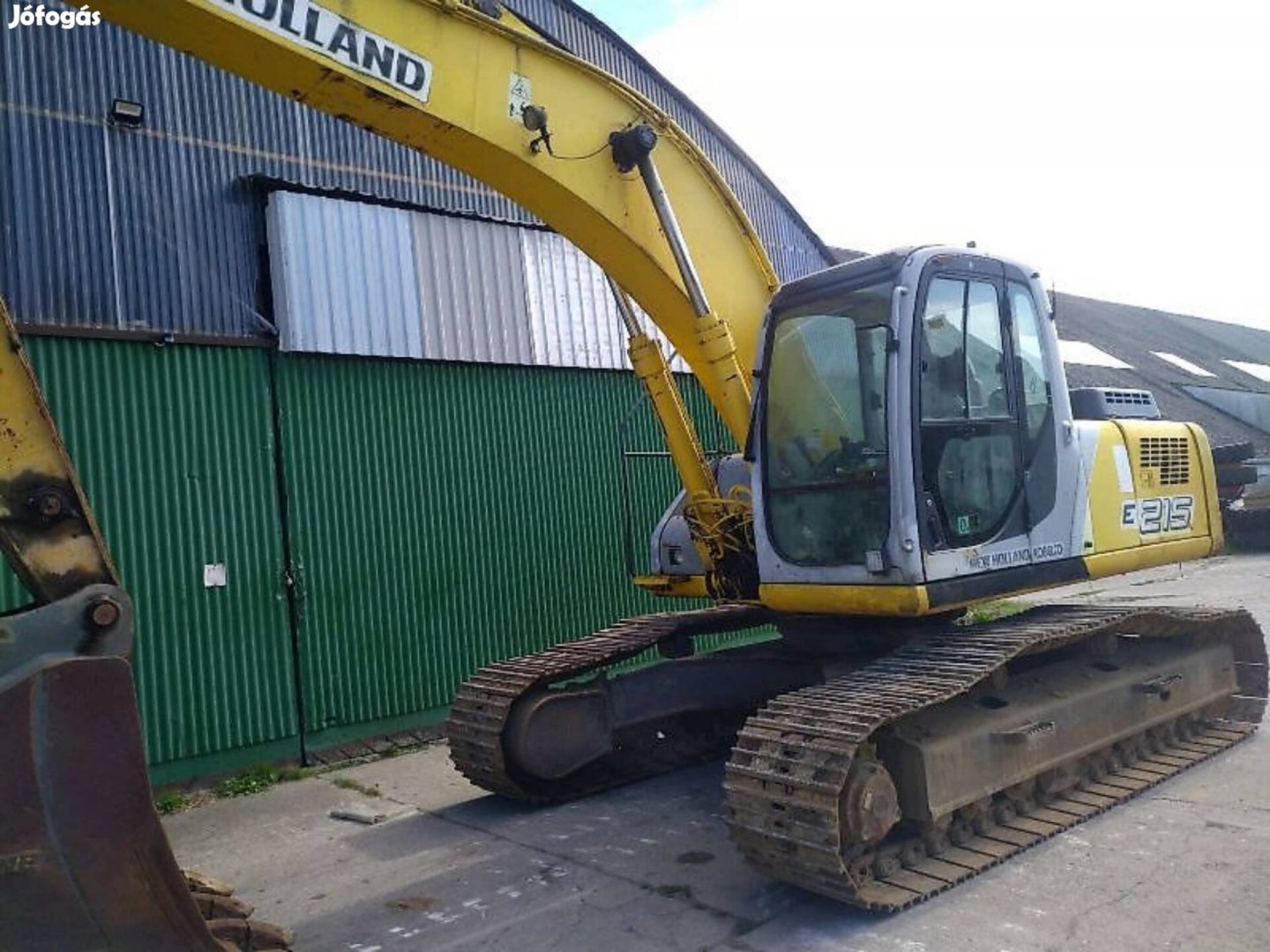 New Holland E215 lánctalpas árokásó 