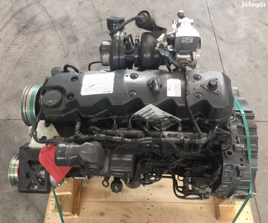 New Holland F4HFE613 gyári új motor