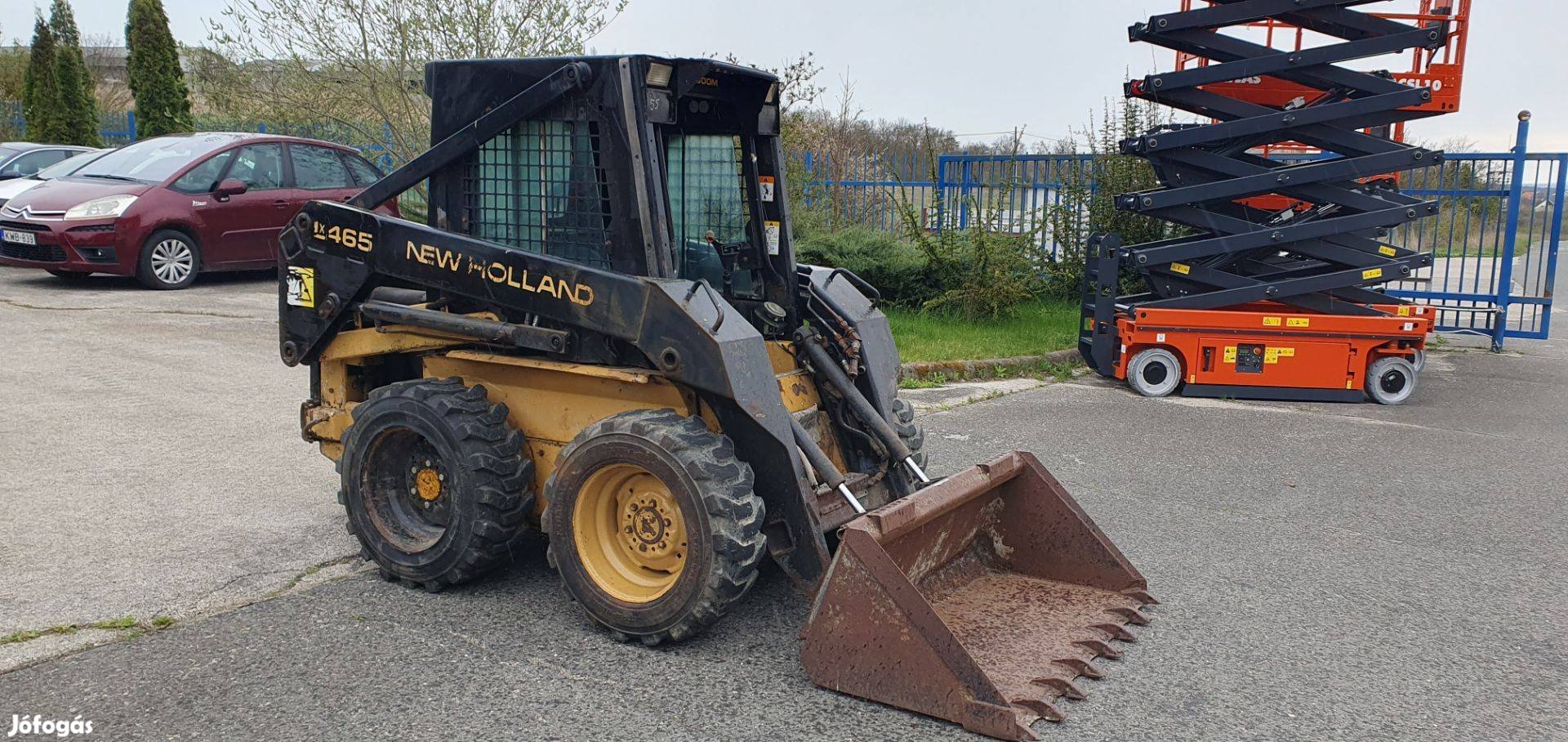 New Holland LX465 csúszókormányzású homlokrakodó