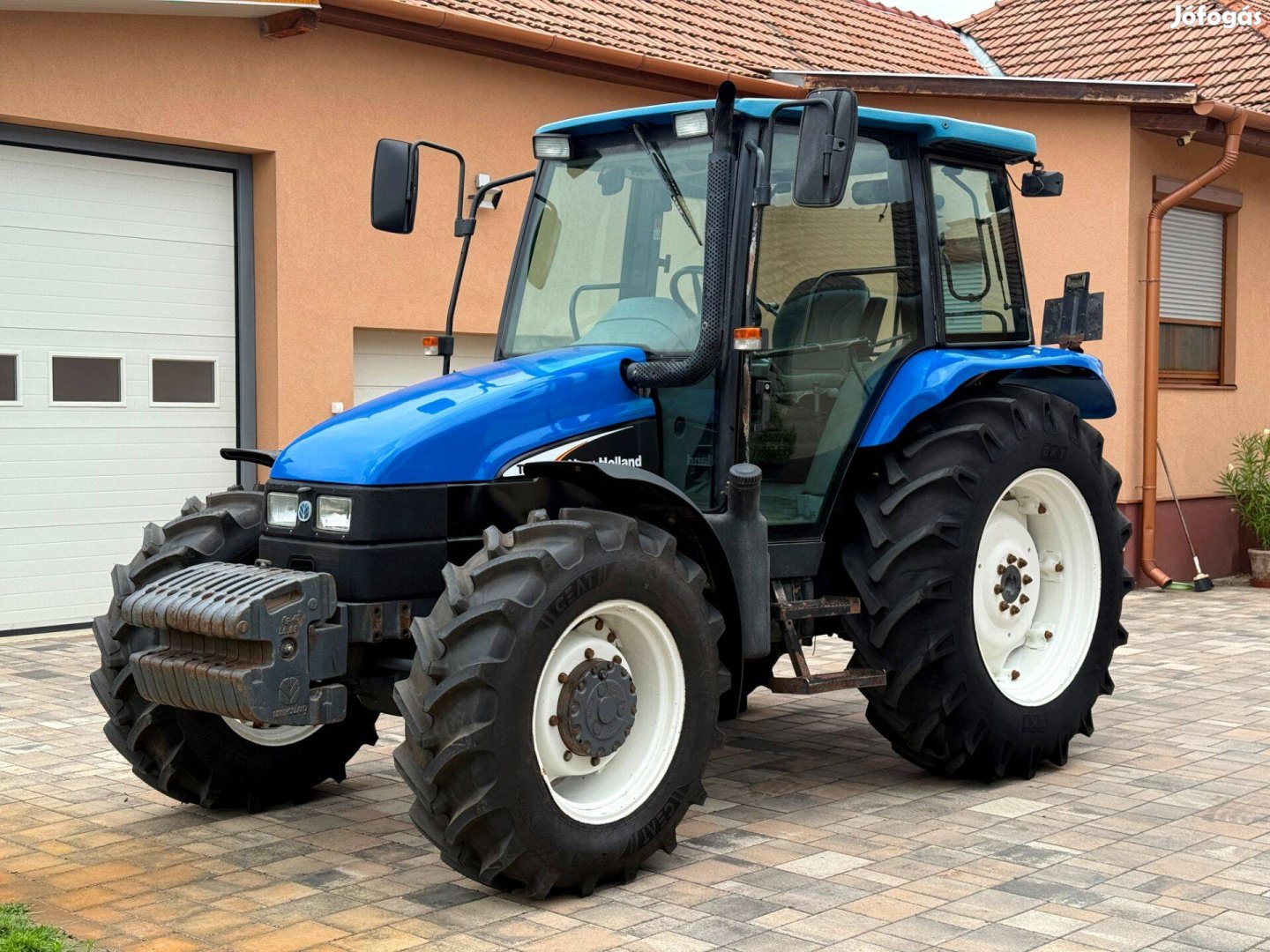 New Holland TL 90 traktor