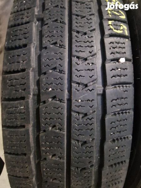 Nexen 195/70R15C WT1 5-6mm DOT15 használt gumi HG13825 téli kisteher