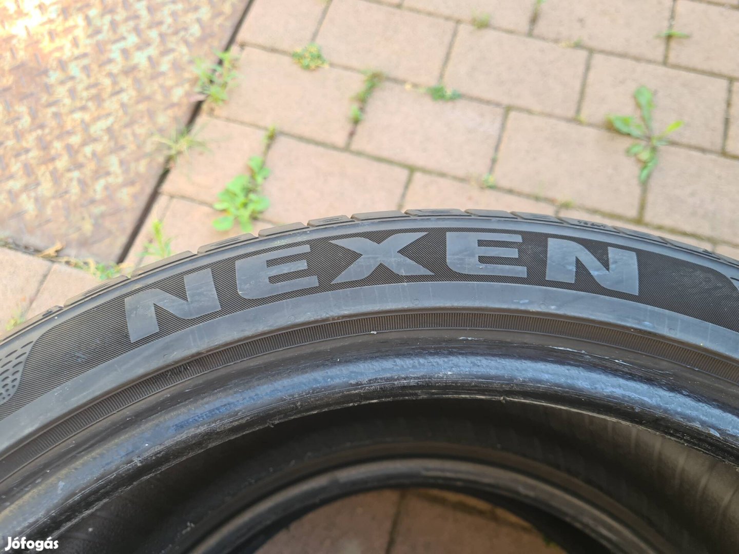 Nexen Nfera Sport 225/40 R18 gumi eladó