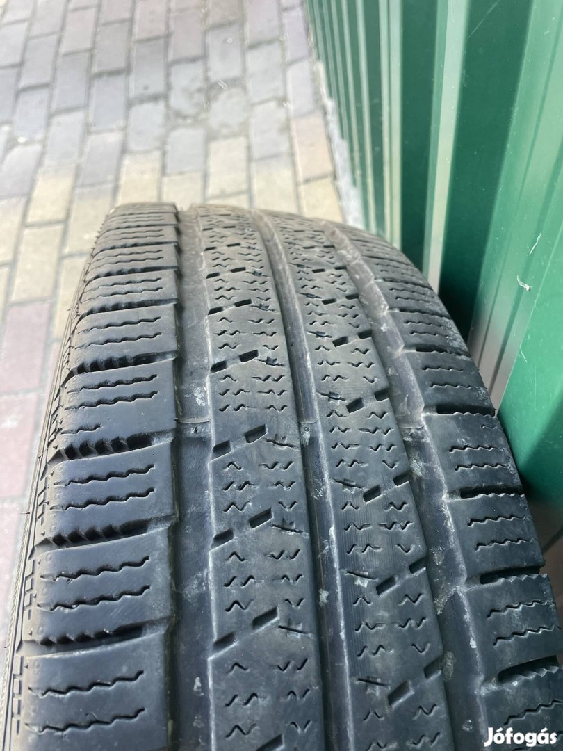Nexen  gumik 215/75/16C 
