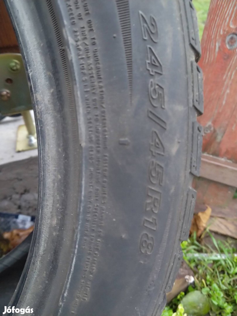 Nexen téli gumi 245/45R18