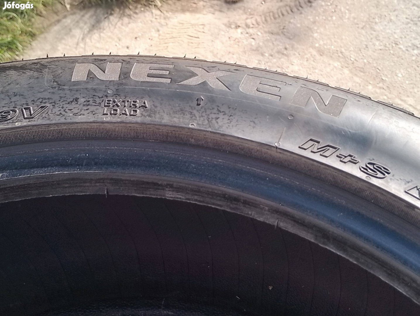 Nexen téligumi garnitúra 235/45R 19, szinte új!!!