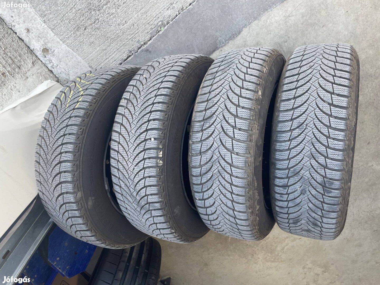 Nexen téligumi szett acélfelnin (VW Golf)