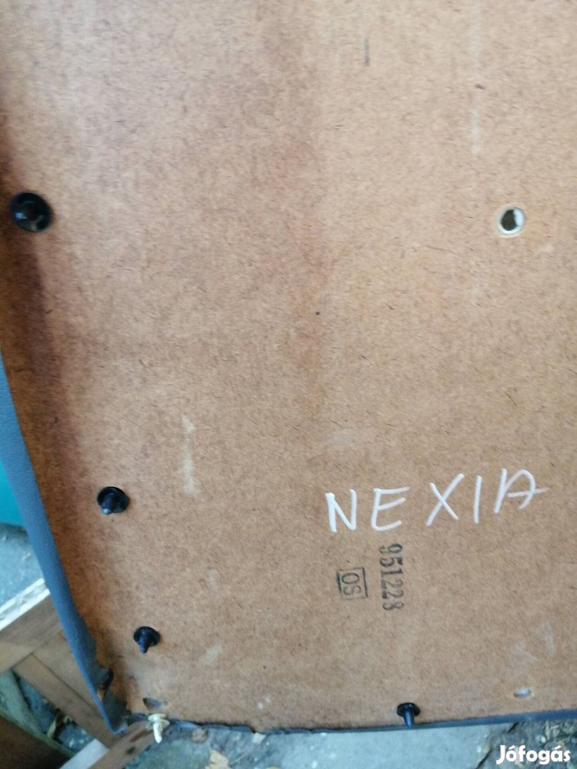 Nexia jobb ajtó kárpit 