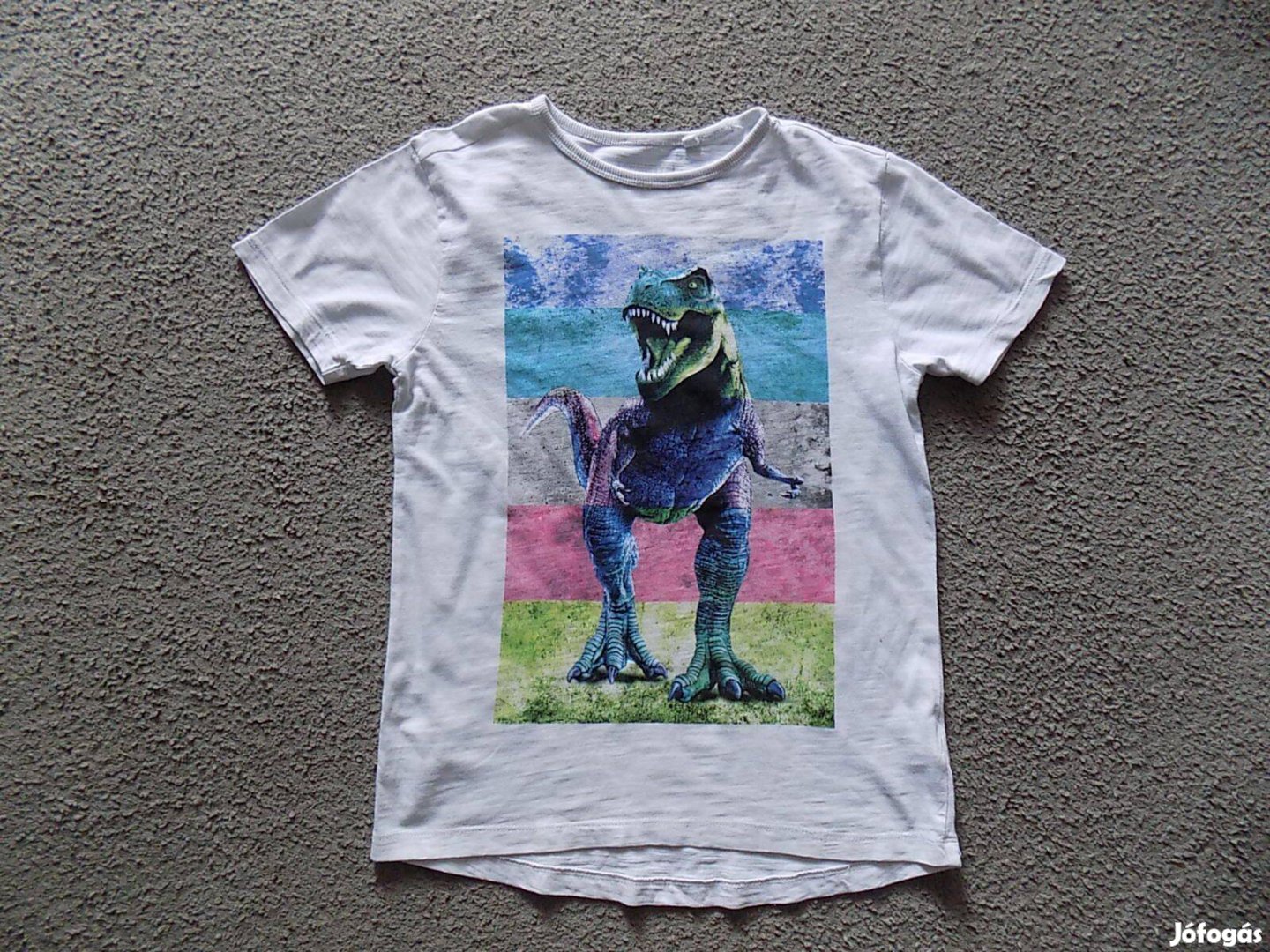 Next, dinoszaurusz mintás póló 8 évesre