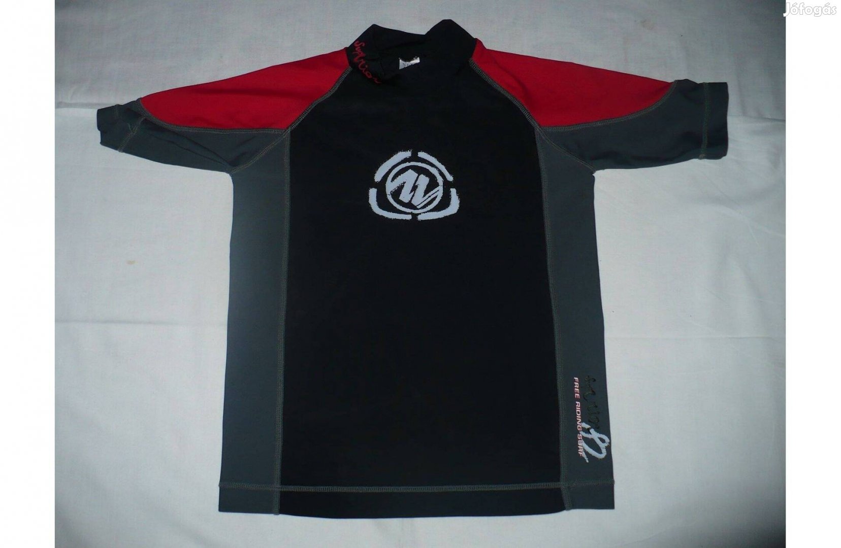 Next fiú surf felső, 5-6 évesre