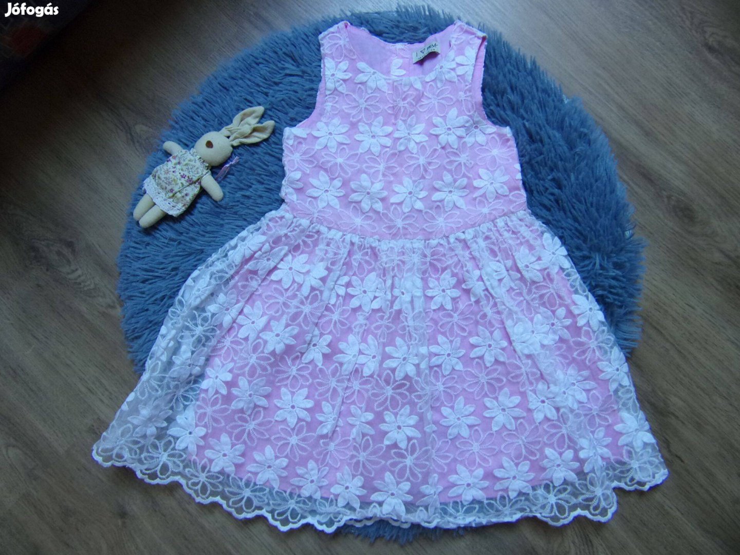 Next madeirás mintás ruha 3-4 éveseknek (104cm)
