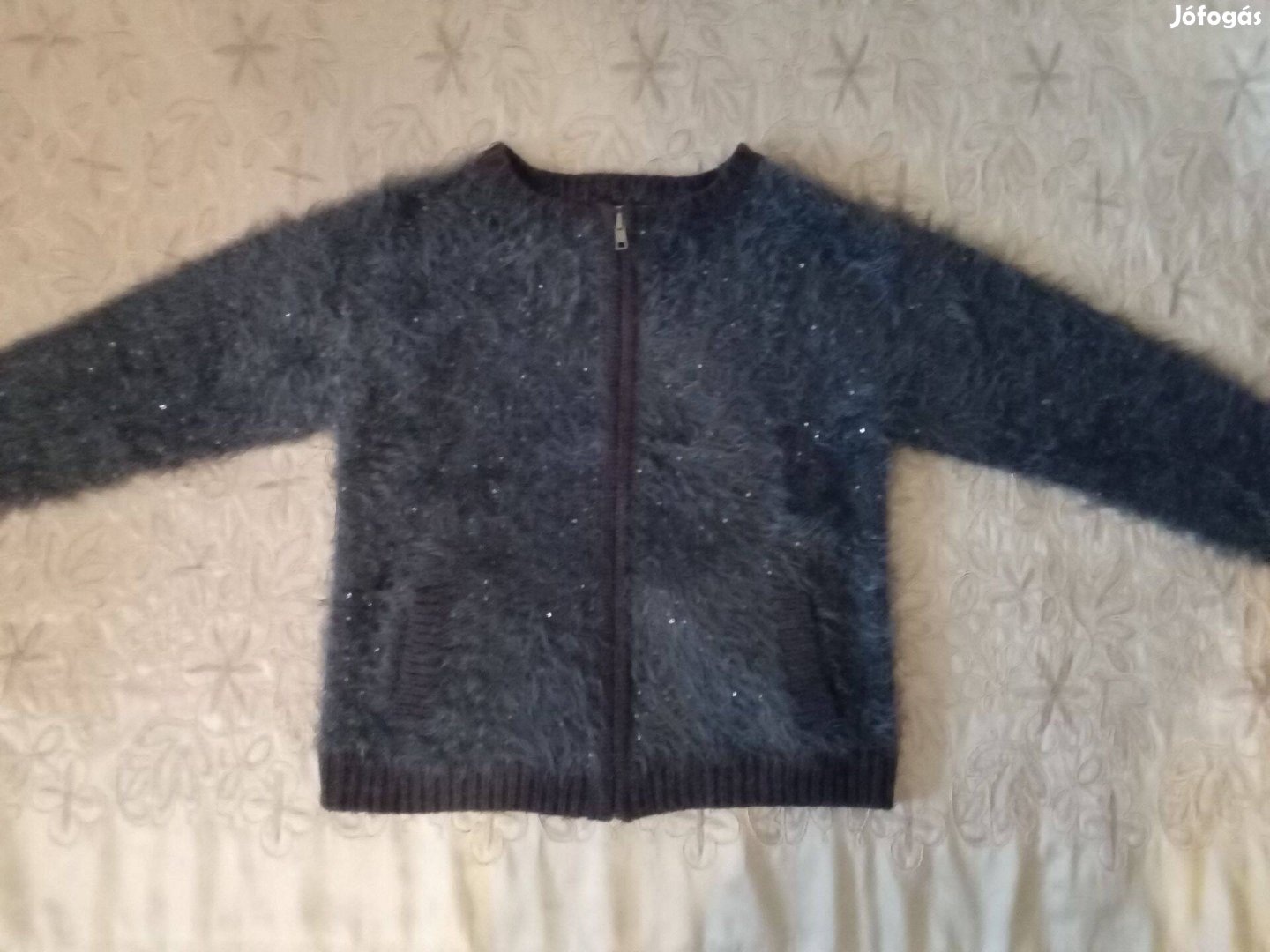 Next szürke szőrme hatású flitteres cipzáras pulóver - 38M