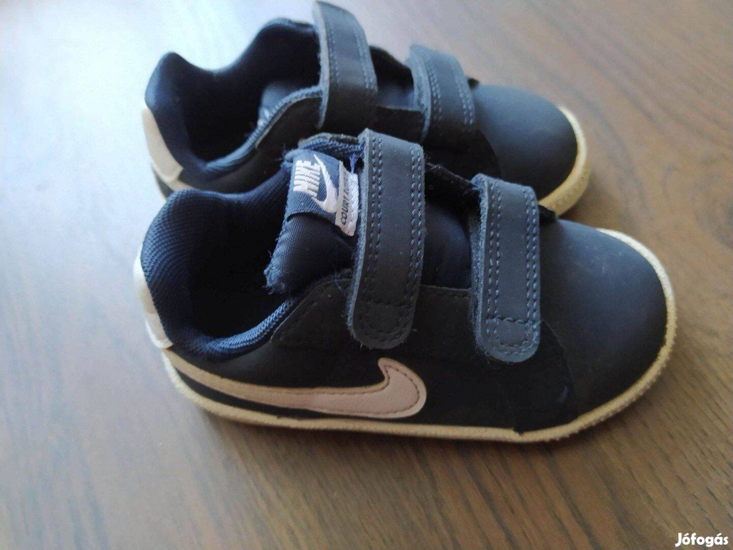 Nike 22-es gyerekcipő eladó