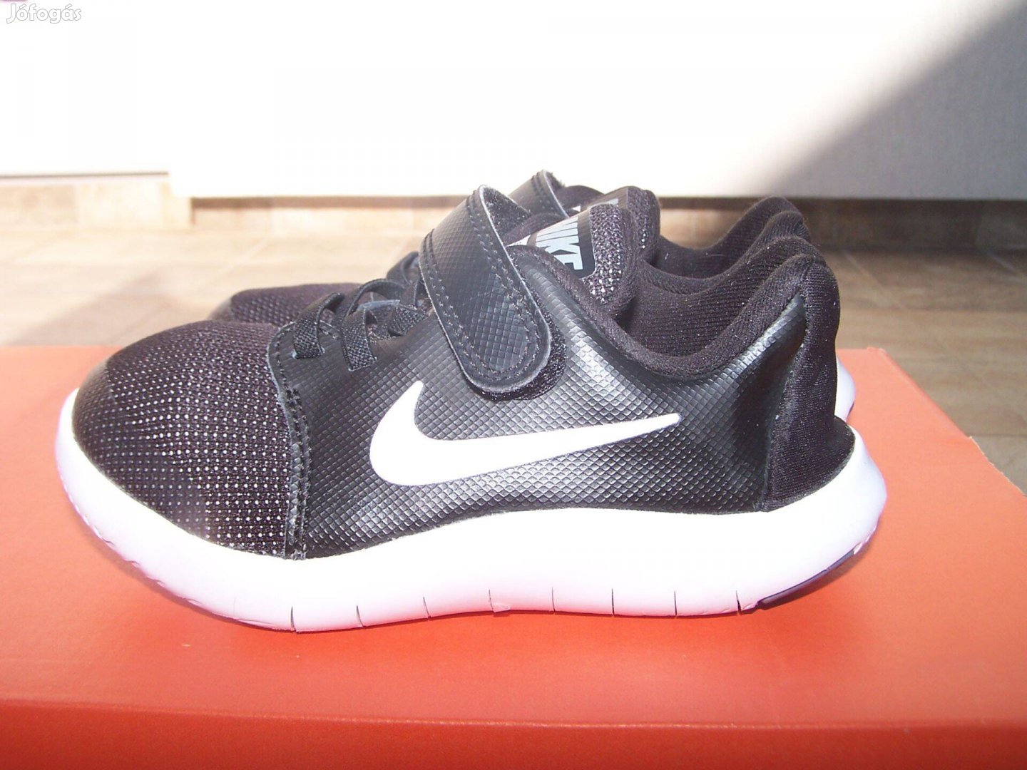 Nike 27,5-es cipő,