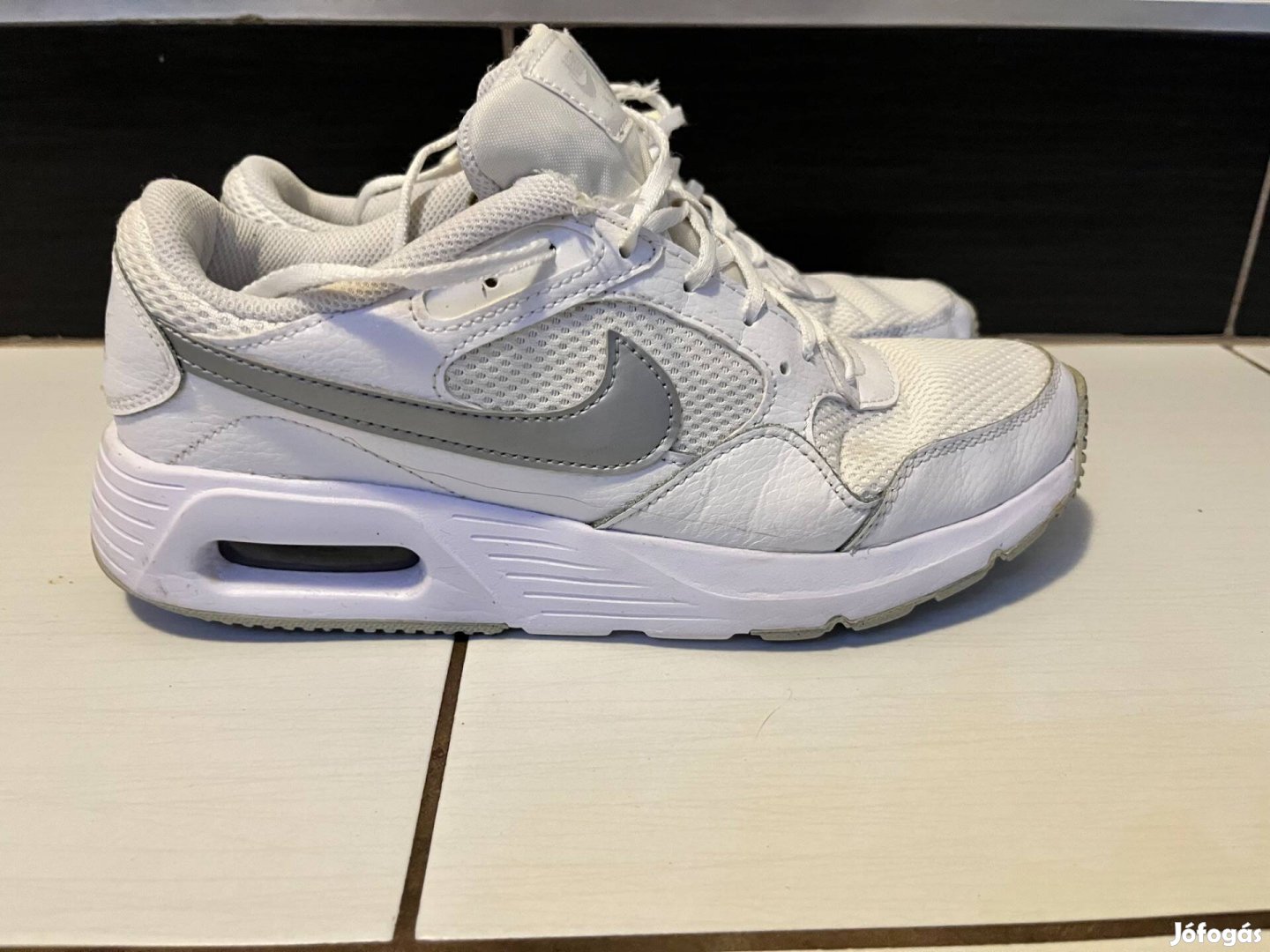 Nike 40,5 méretben sportcipő eladó!