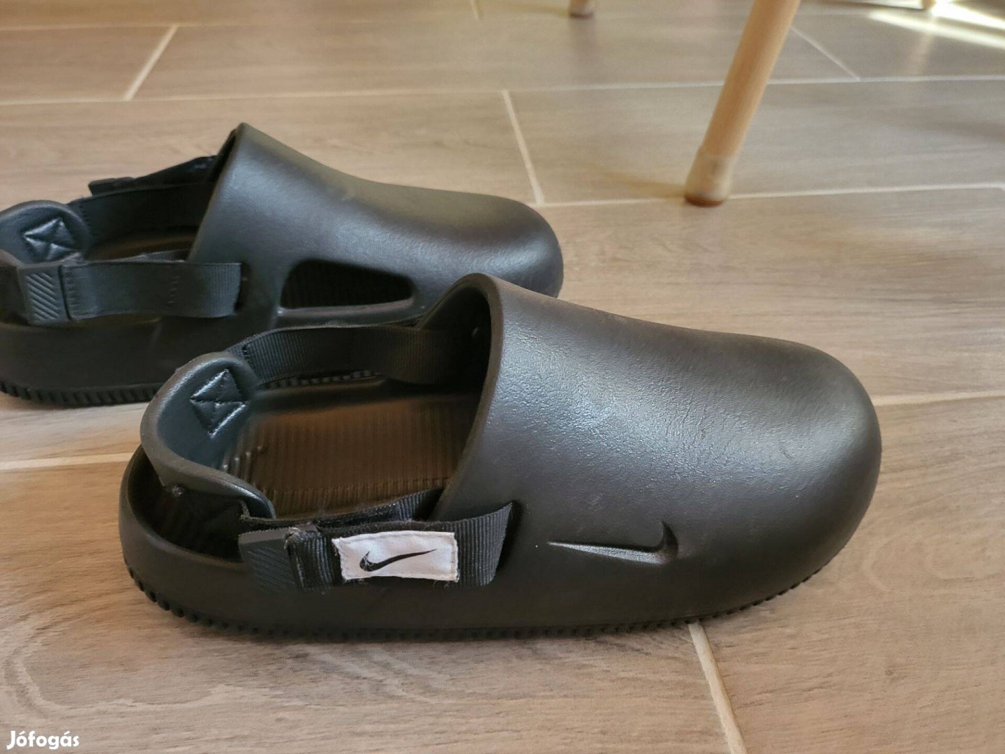 Nike 40-es, papucs,levehető pánt,újszerű